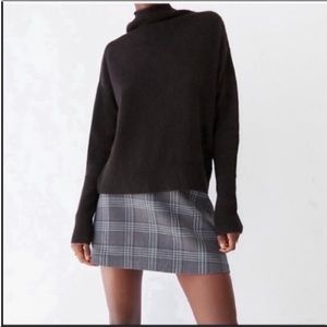 Wilfred Cyprie cashmere sweater